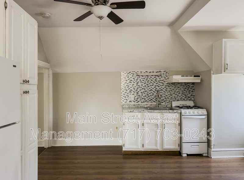 269 Chestnut St #5 - Photo 3 of 22