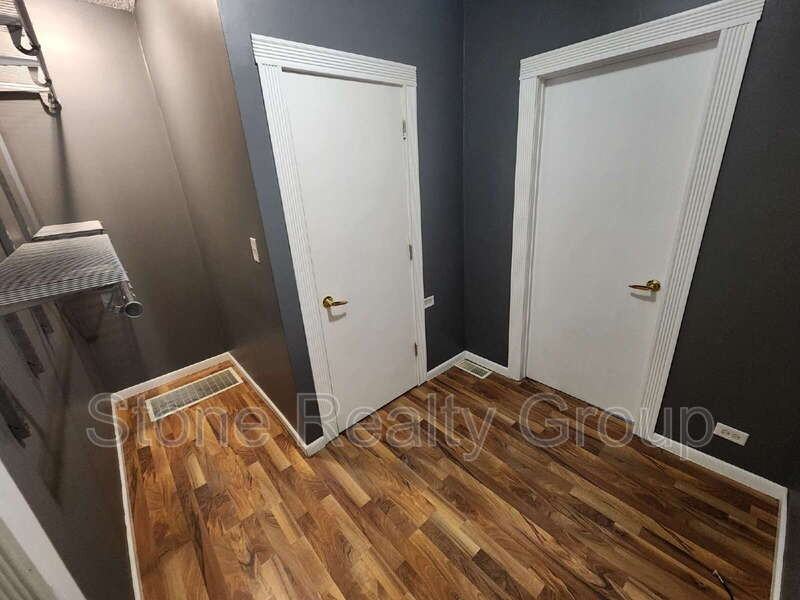 1535 Barbour Ave - Photo 6 of 11