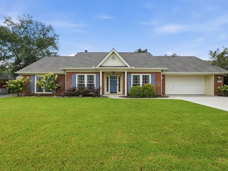 2819 Willowick Trl Se