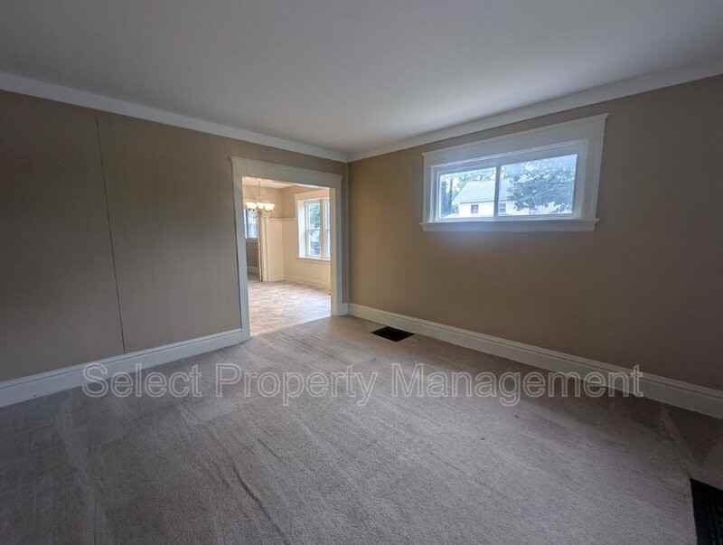 347 W Williams St - Photo 3 of 20