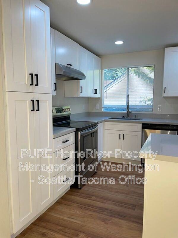 1727 45th Ave Sw - Photo 2 of 28