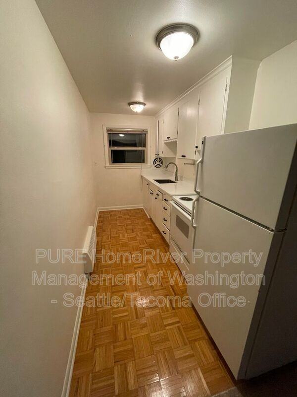 3057 63rd Ave Sw #09 - Photo 3 of 6