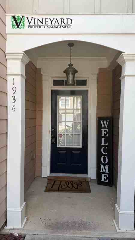 1934 Lake Heights Cir Nw - Photo 4 of 37