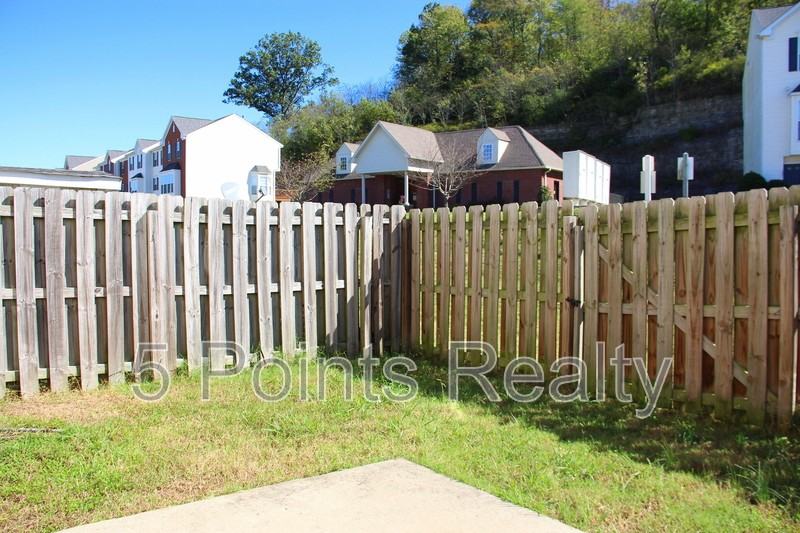 7277 Charlotte Pike #105 - Photo 2 of 26