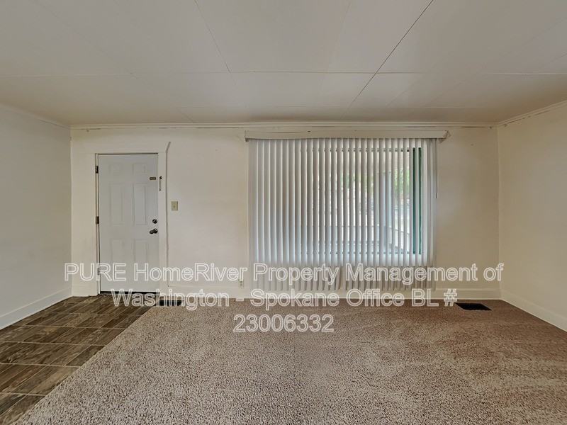 1114 W Fairview Ave - Photo 5 of 20