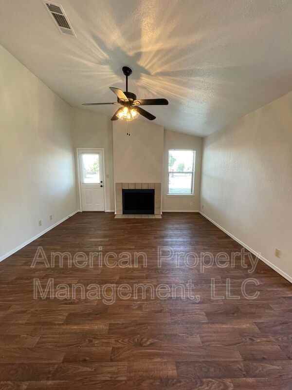 4404 S 133rd East Ave - Photo 4 of 28