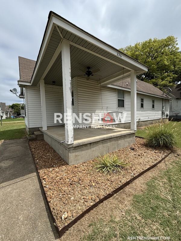 226 Looney Ave - Photo 2 of 25