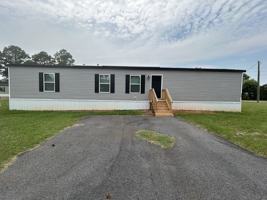 featured image of 204B Sussex Dr