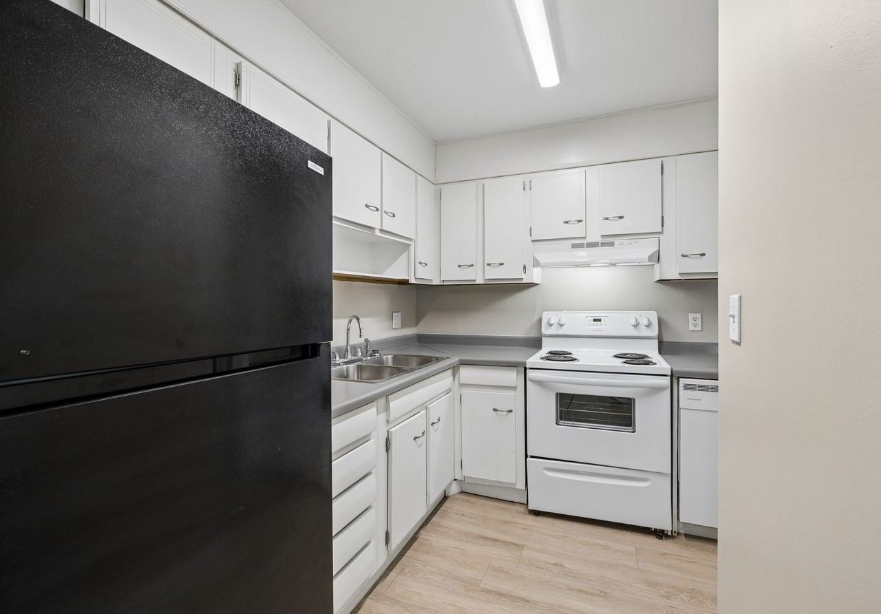 Stoneview Homes - Photo 2 of 50