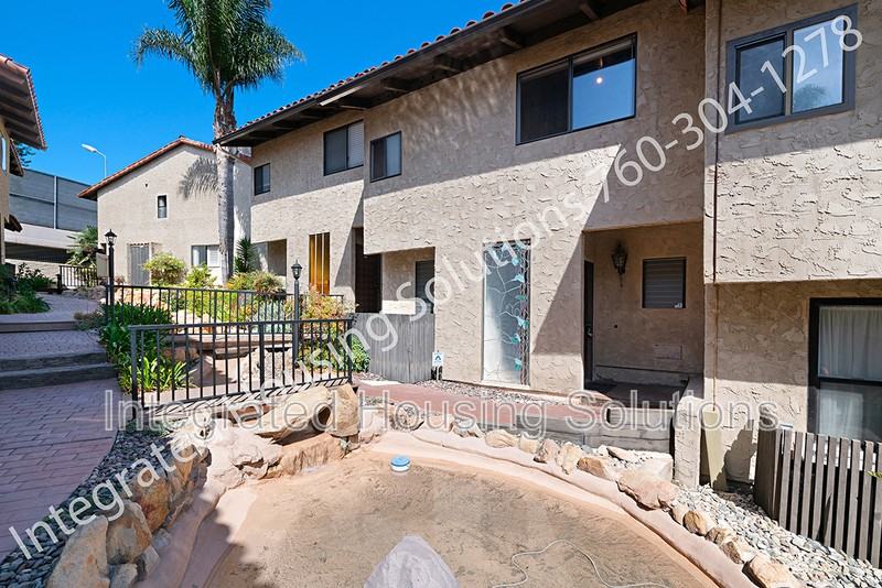 1915 Estrella De Mar Ct #B - Photo 3 of 14