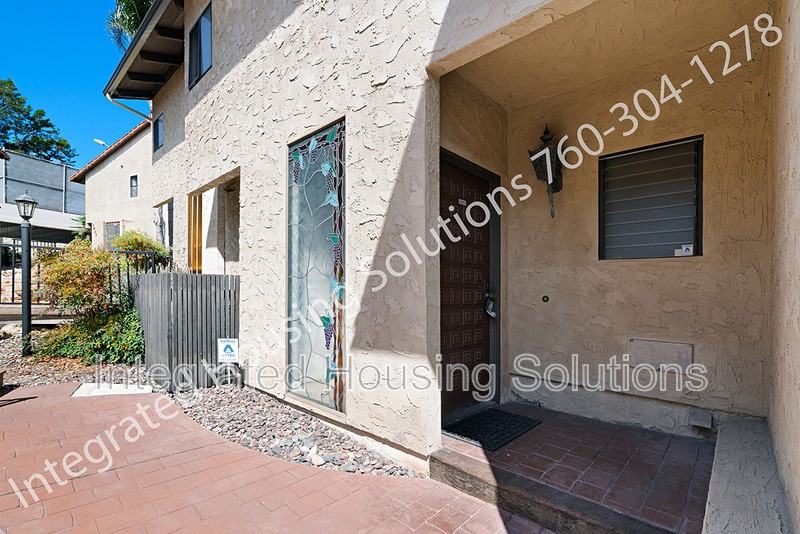 1915 Estrella De Mar Ct #B - Photo 4 of 14
