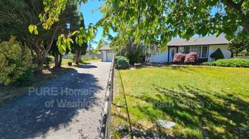 featured image of 2400 Carpenter St