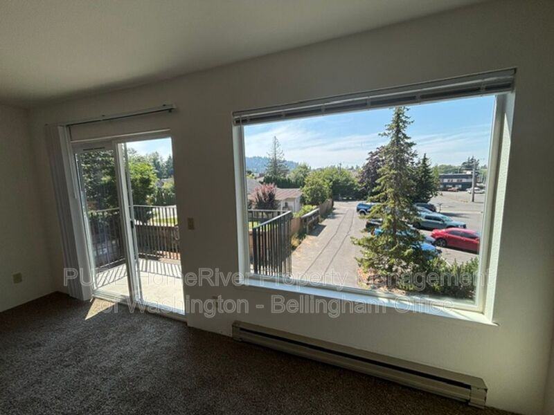 1252 Nevada St #102 - Photo 6 of 10