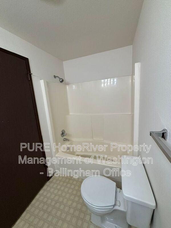 1252 Nevada St #303 - Photo 6 of 8