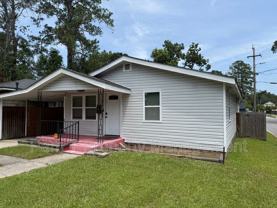 1320 E 58th St - Photo 1 of 1