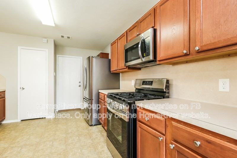 3107 Aspen Fair Trl - Photo 5 of 20