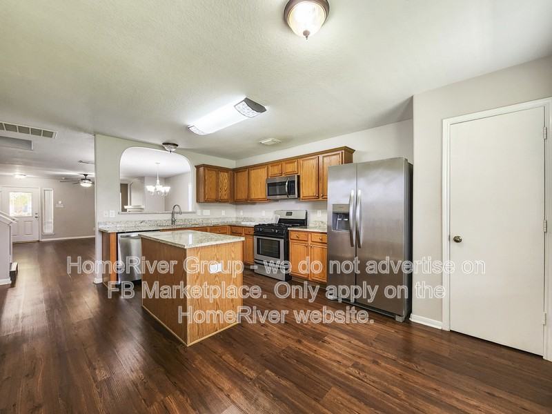 1726 Mickle Creek Dr - Photo 7 of 27