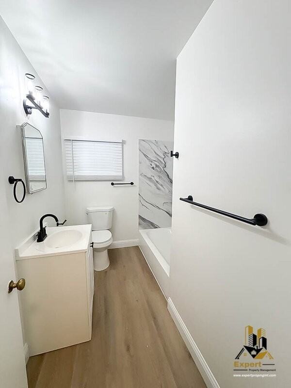 474 Gray Ave - Photo 5 of 8