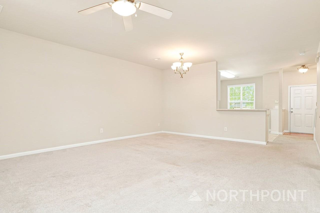 4411 Log Cabin Dr - Photo 3 of 10