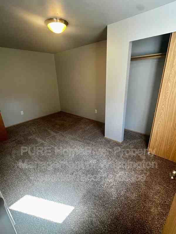 702 119th St S #B - Photo 7 of 16