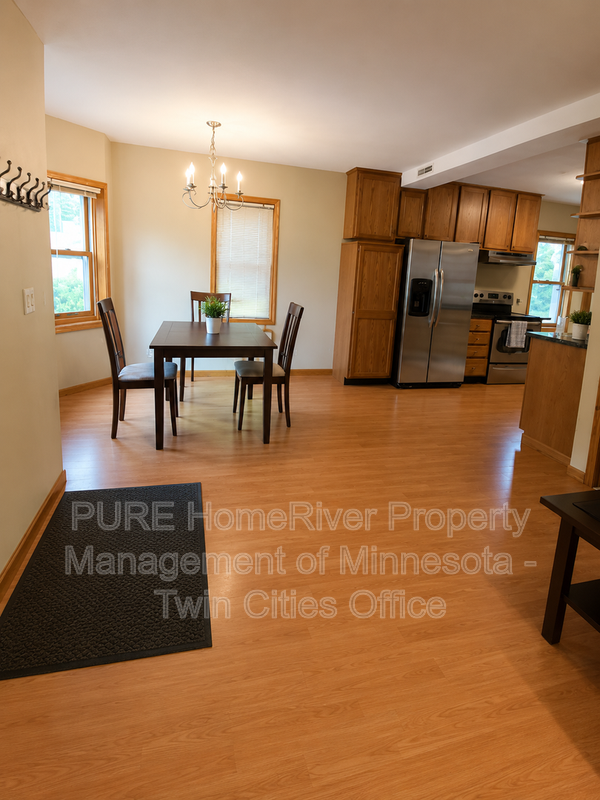 2029 Wellesley Ave - Photo 6 of 15