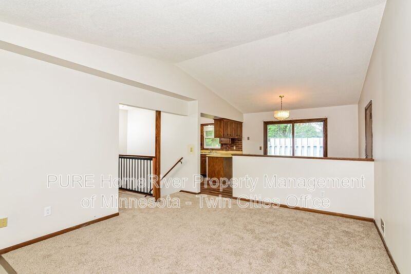 7441 Major Ave N - Photo 3 of 24