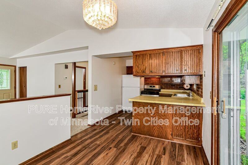 7441 Major Ave N - Photo 6 of 24