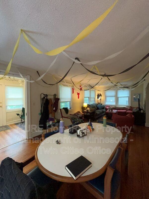 237 Cedar Lake Rd N #2 - Photo 6 of 25