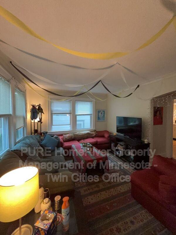 237 Cedar Lake Rd N #2 - Photo 7 of 25