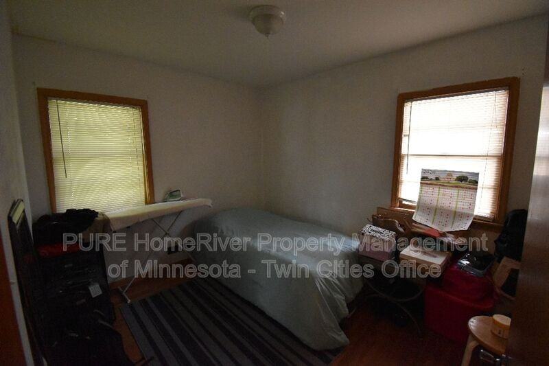 7409 Bryant Ave S - Photo 7 of 19