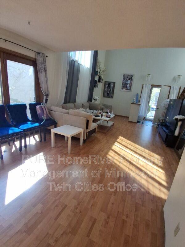 3106 Innsbruck Dr - Photo 2 of 8