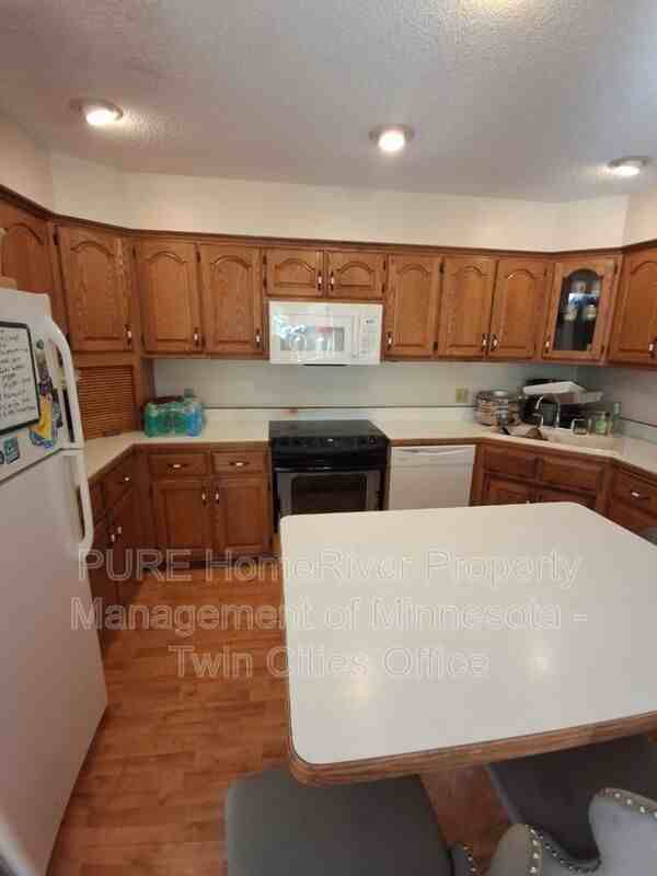 3106 Innsbruck Dr - Photo 4 of 8