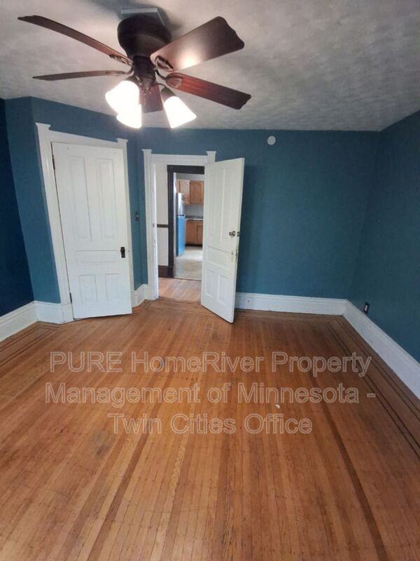 140 Belvidere St W #2 - Photo 2 of 13