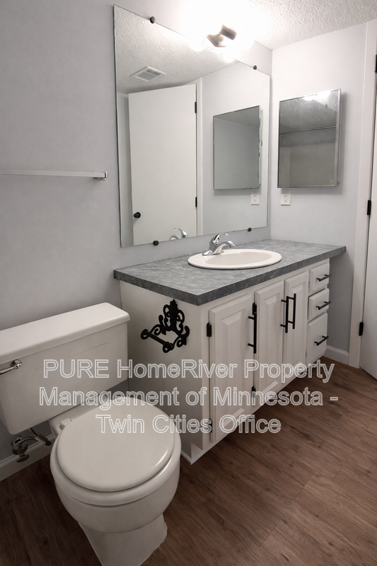 2500 Woodbridge St - Photo 7 of 15