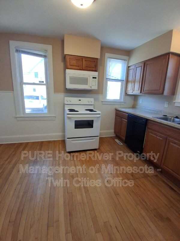 987 Churchill St #1 - Photo 3 of 20