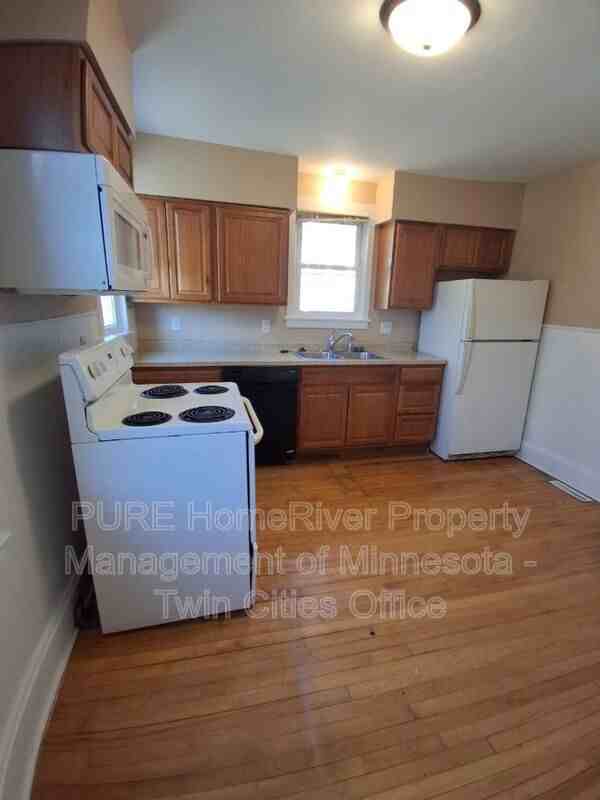 987 Churchill St #1 - Photo 4 of 20