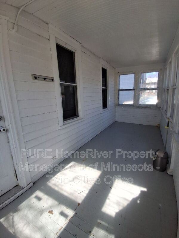 987 Churchill St #1 - Photo 2 of 20