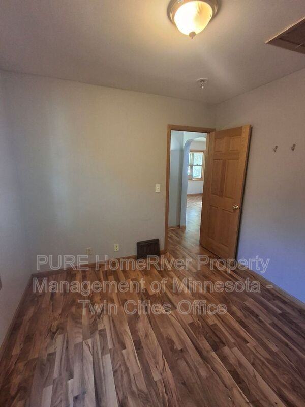 3321 E 37th St - Photo 7 of 15