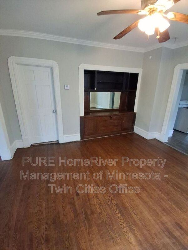 3123 Portland Ave - Photo 5 of 32