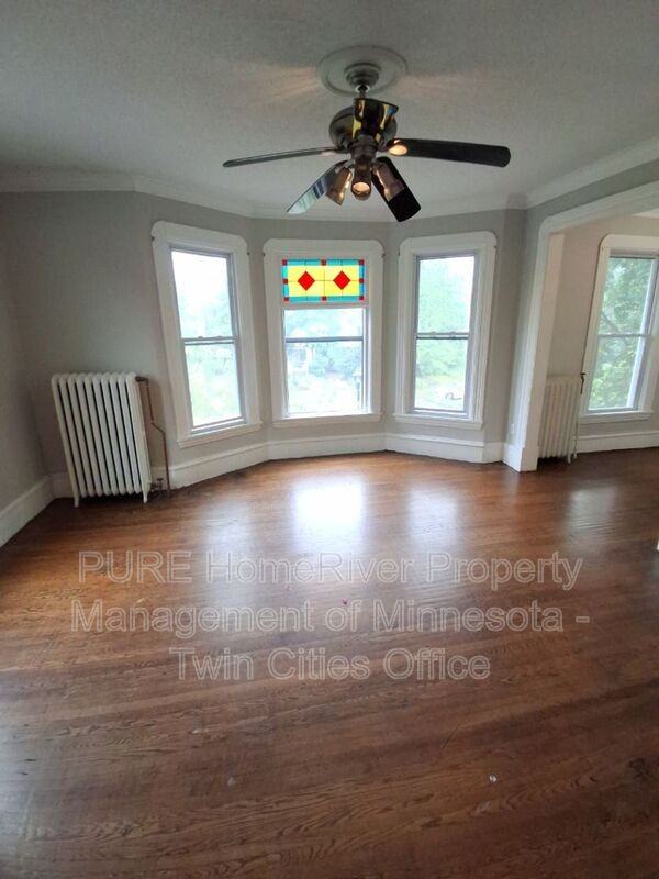 3123 Portland Ave - Photo 6 of 32