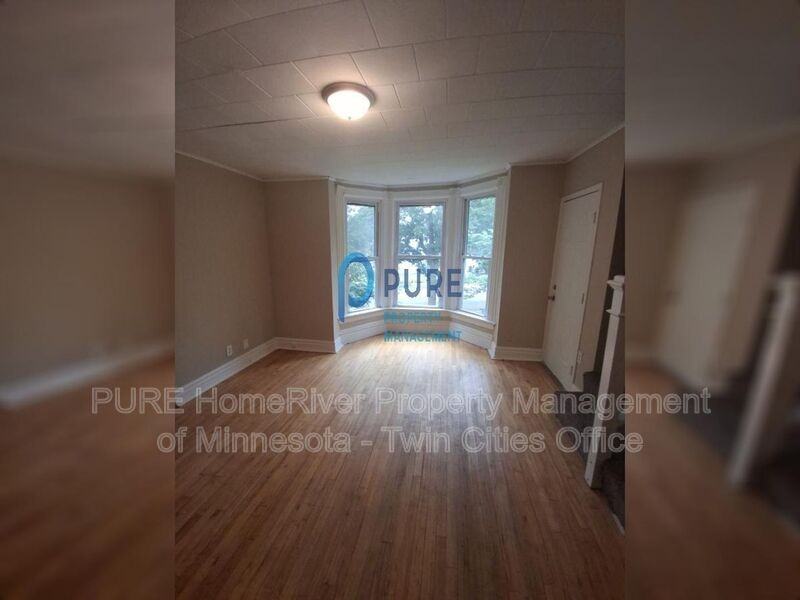 637 Earl St #2 - Photo 4 of 29