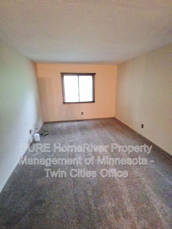 5231 Balmoral Ln - Photo 7 of 23