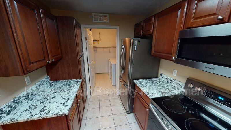 3049 Westminster Dr #102 - Photo 3 of 9
