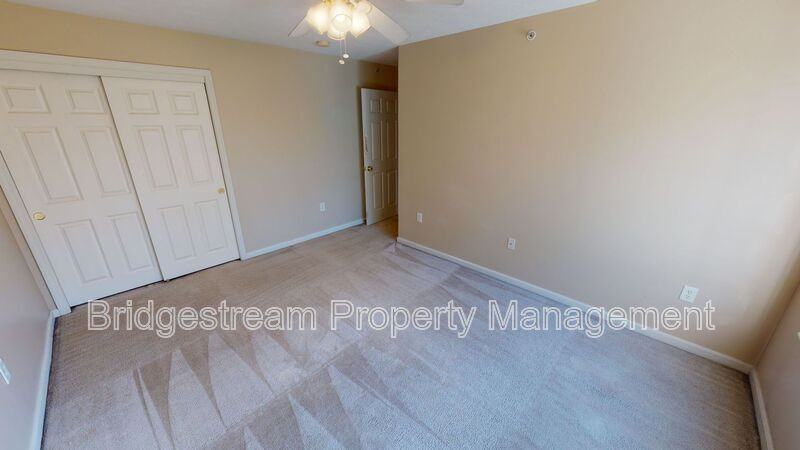 3049 Westminster Dr #102 - Photo 6 of 9