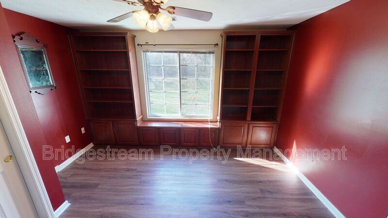 3049 Westminster Dr #102 - Photo 7 of 9
