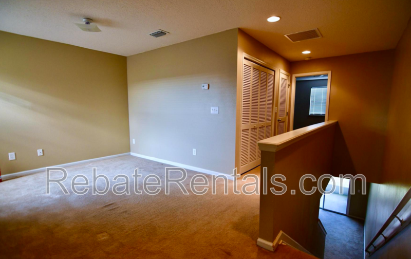 2379 Sunset Bluff Dr - Photo 4 of 16