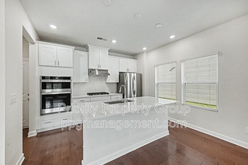 13112 Kenworth Rd - Photo 5 of 28