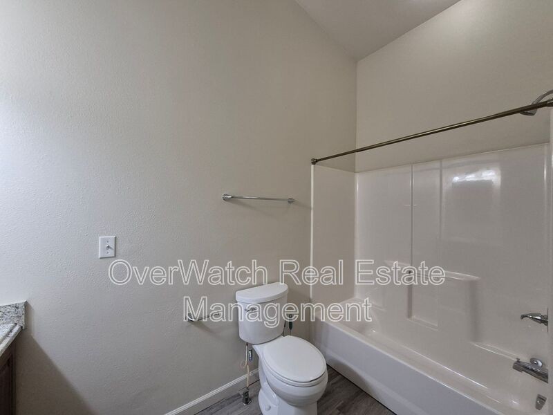 250 Oklahoma St #A - Photo 5 of 22