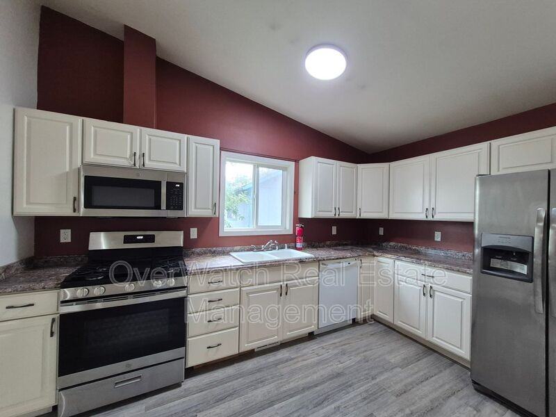 250 Oklahoma St #A - Photo 7 of 22