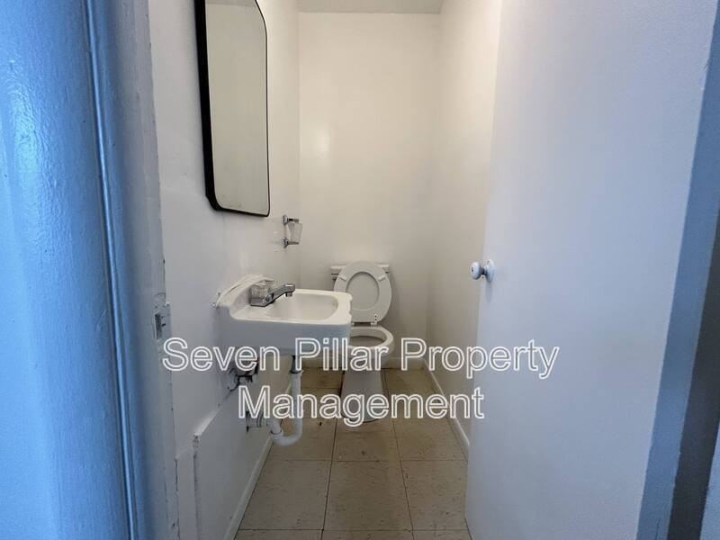 339 S Napoleon Ave - Photo 5 of 5